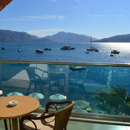 Отель Oersmaris Boutique 4*