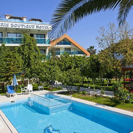Oersmaris Boutique فندق