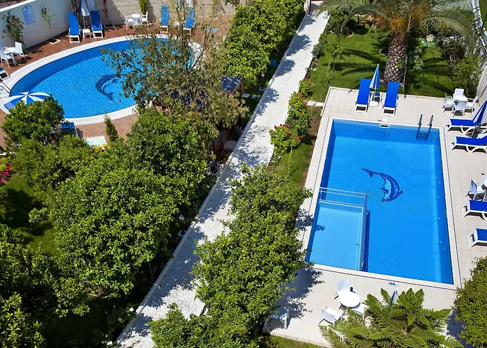 Oersmaris Boutique מלון 4*