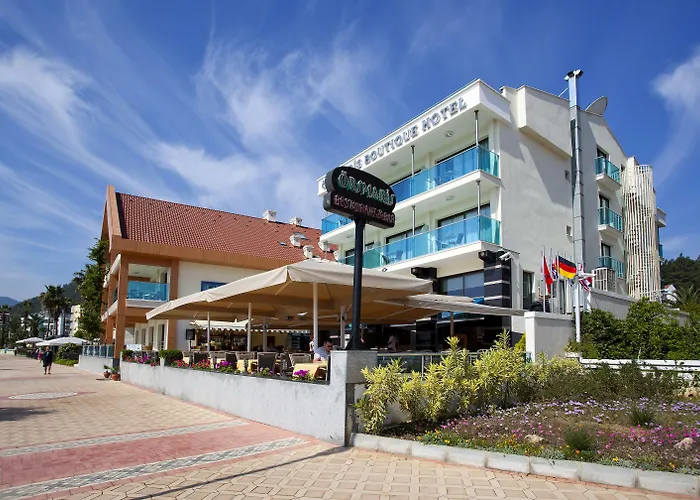 Hotel Oersmaris Boutique 4*