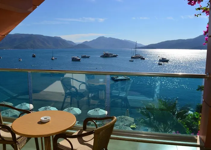 Ξενοδοχείο Oersmaris Boutique 4*